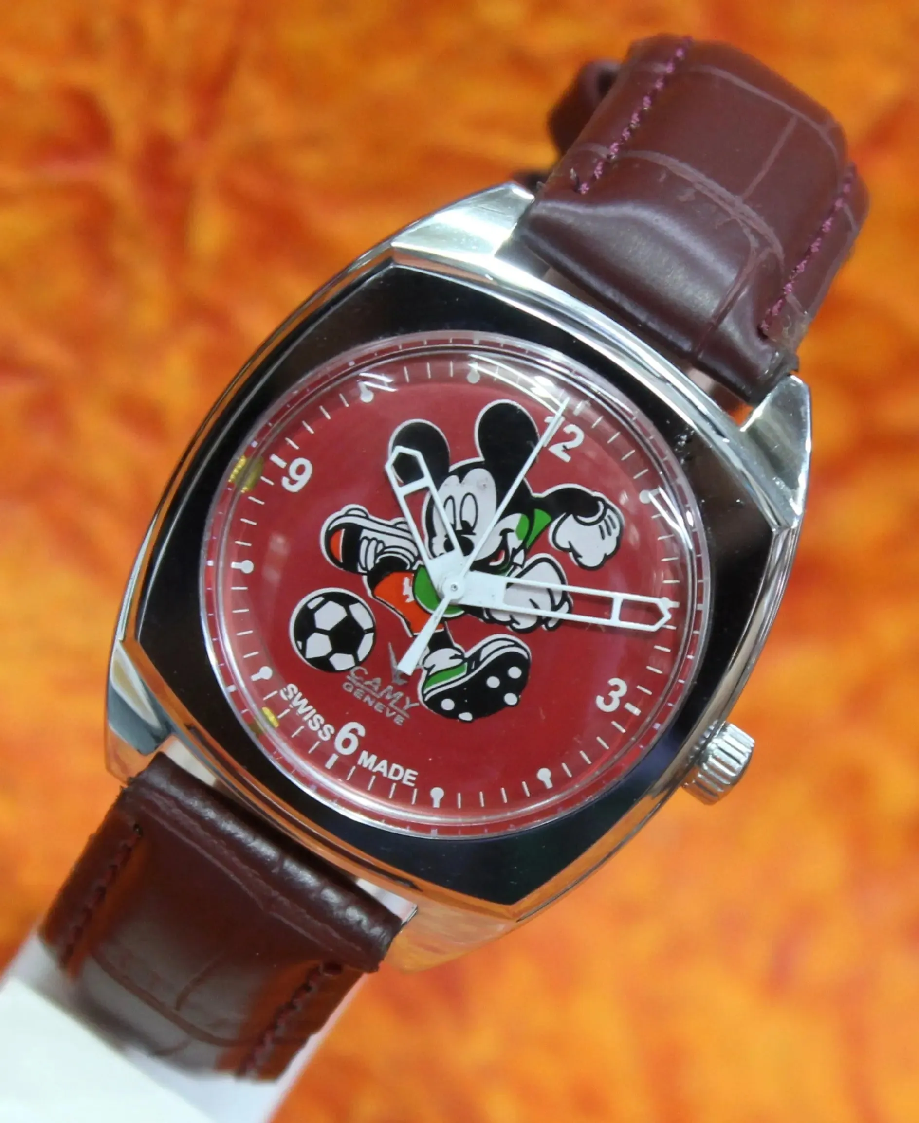 Camy Geneva Wristwatch Vintage 17 Jewels FHF ST96 Mechanical Hand Winding Swiss Made Red Dial