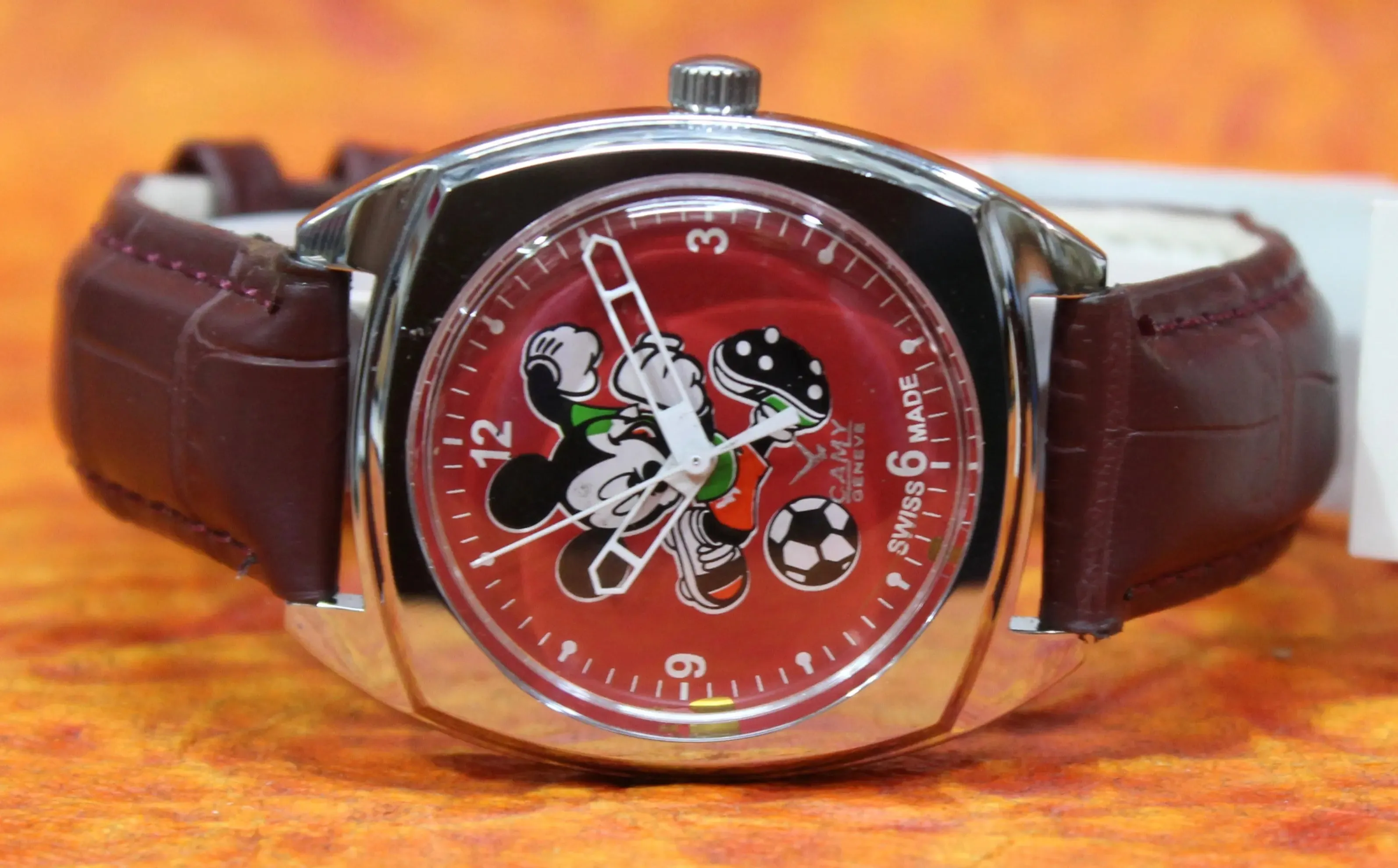 Camy Geneva Wristwatch Vintage 17 Jewels FHF ST96 Mechanical Hand Winding Swiss Made Red Dial