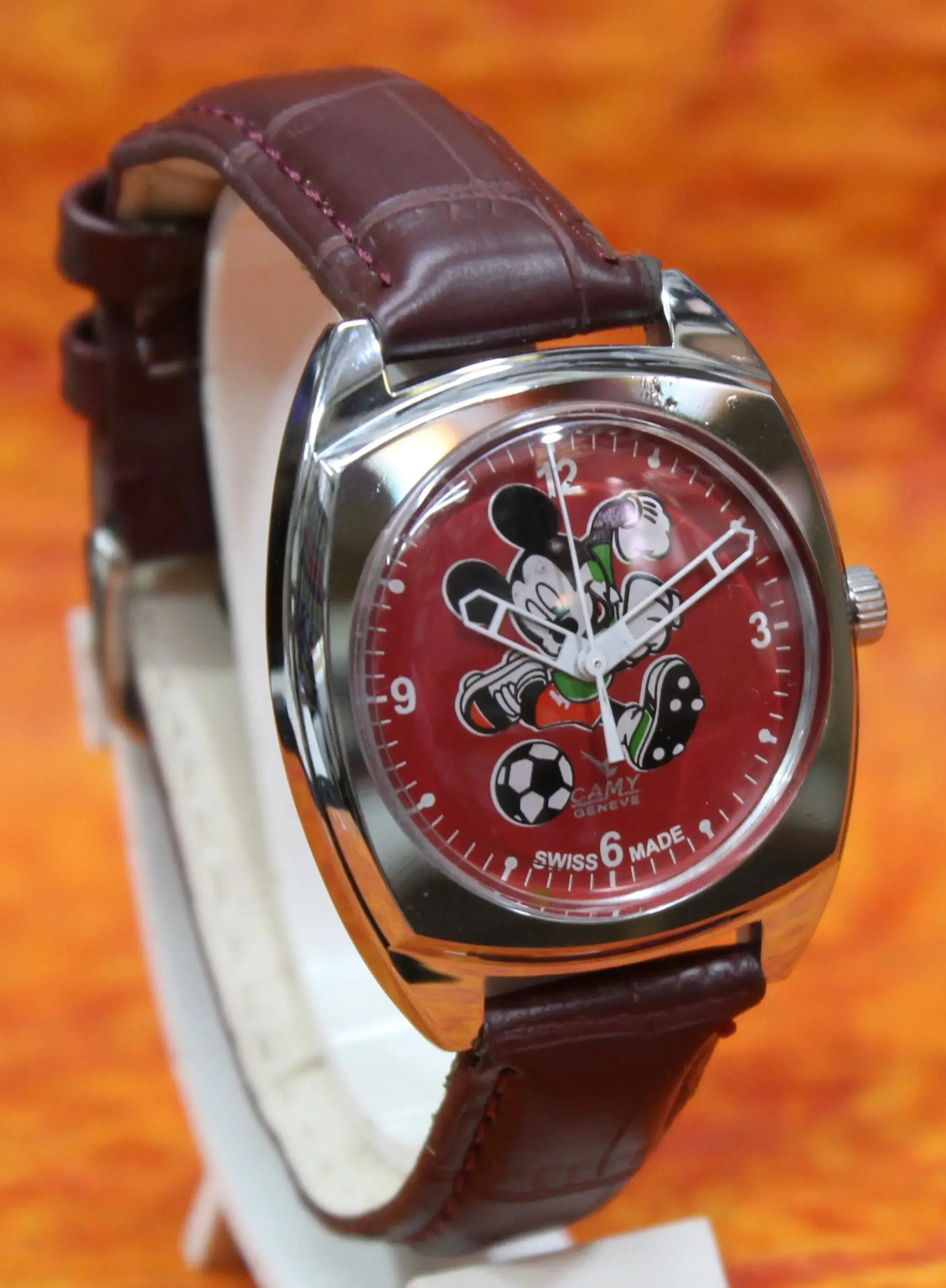 Camy Geneva Wristwatch Vintage 17 Jewels FHF ST96 Mechanical Hand Winding Swiss Made Red Dial