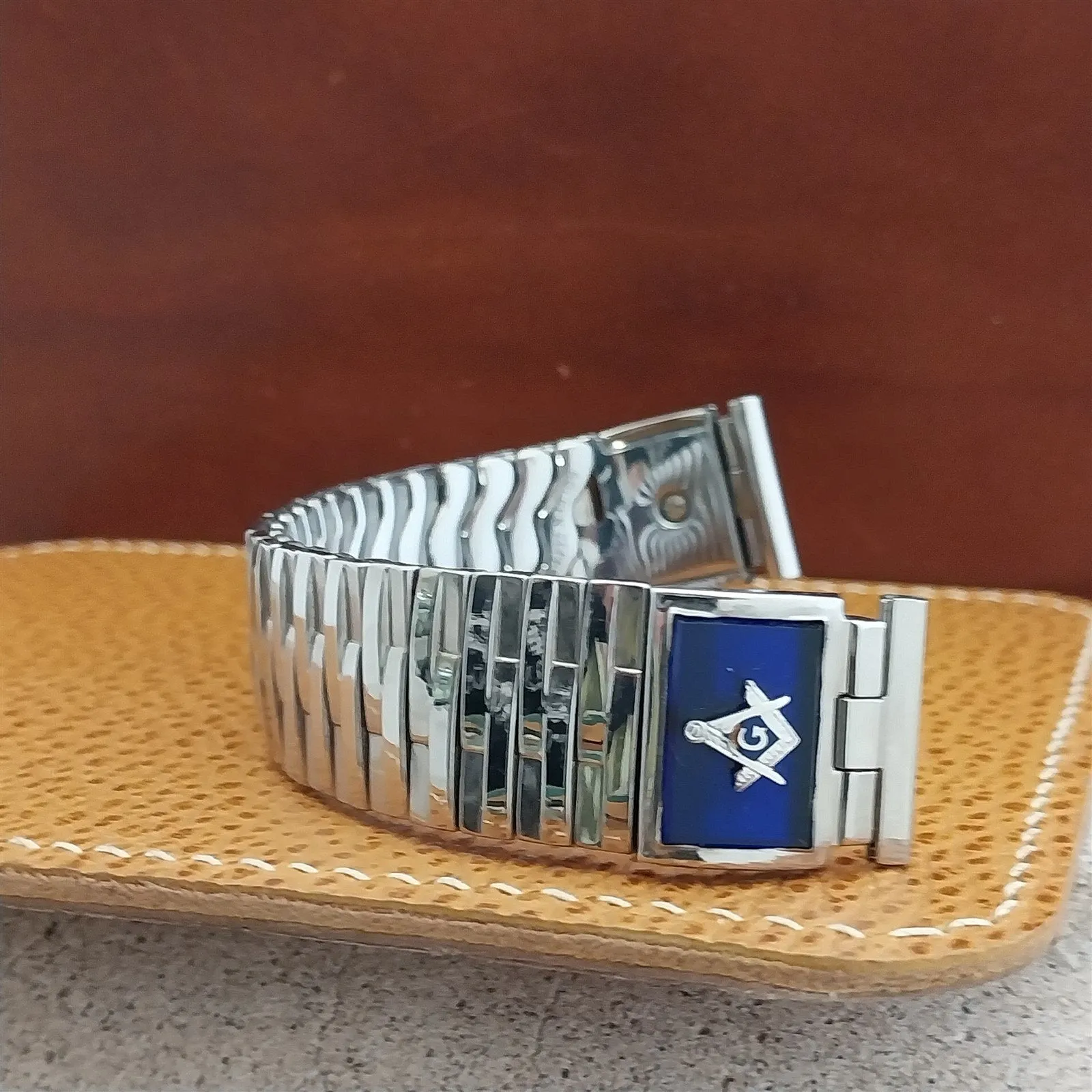 Classic 1950s Masonic White Gold Filled & Glass Golden Zephyr Vintage Watch Band