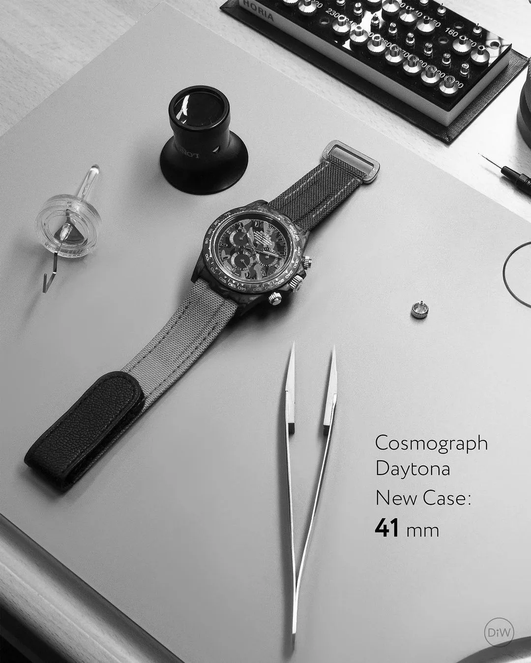 DiW Rolex Daytona 41mm MILITARY RED (Retail: €59 990)