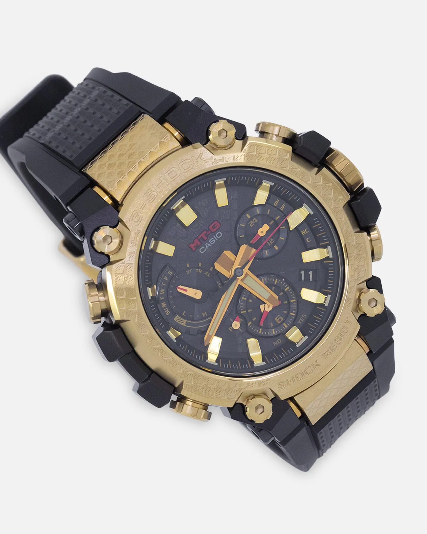 G-Shock MTG-B3000CXD-9ADR "Golden Dragon" Black/Gold
