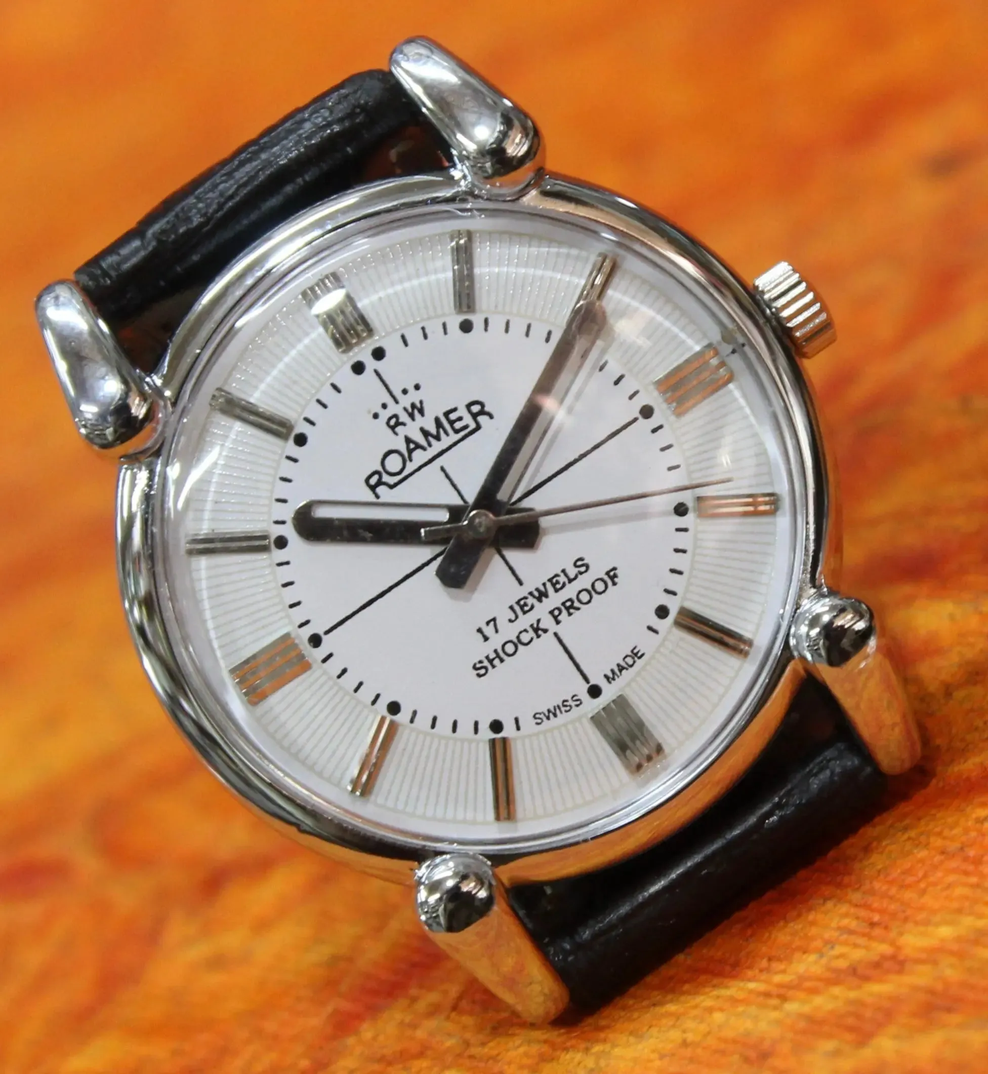 Mechanical Swiss Watch Roamer Vintage FHF ST96 17 Jewels Hand Wind Mechanism