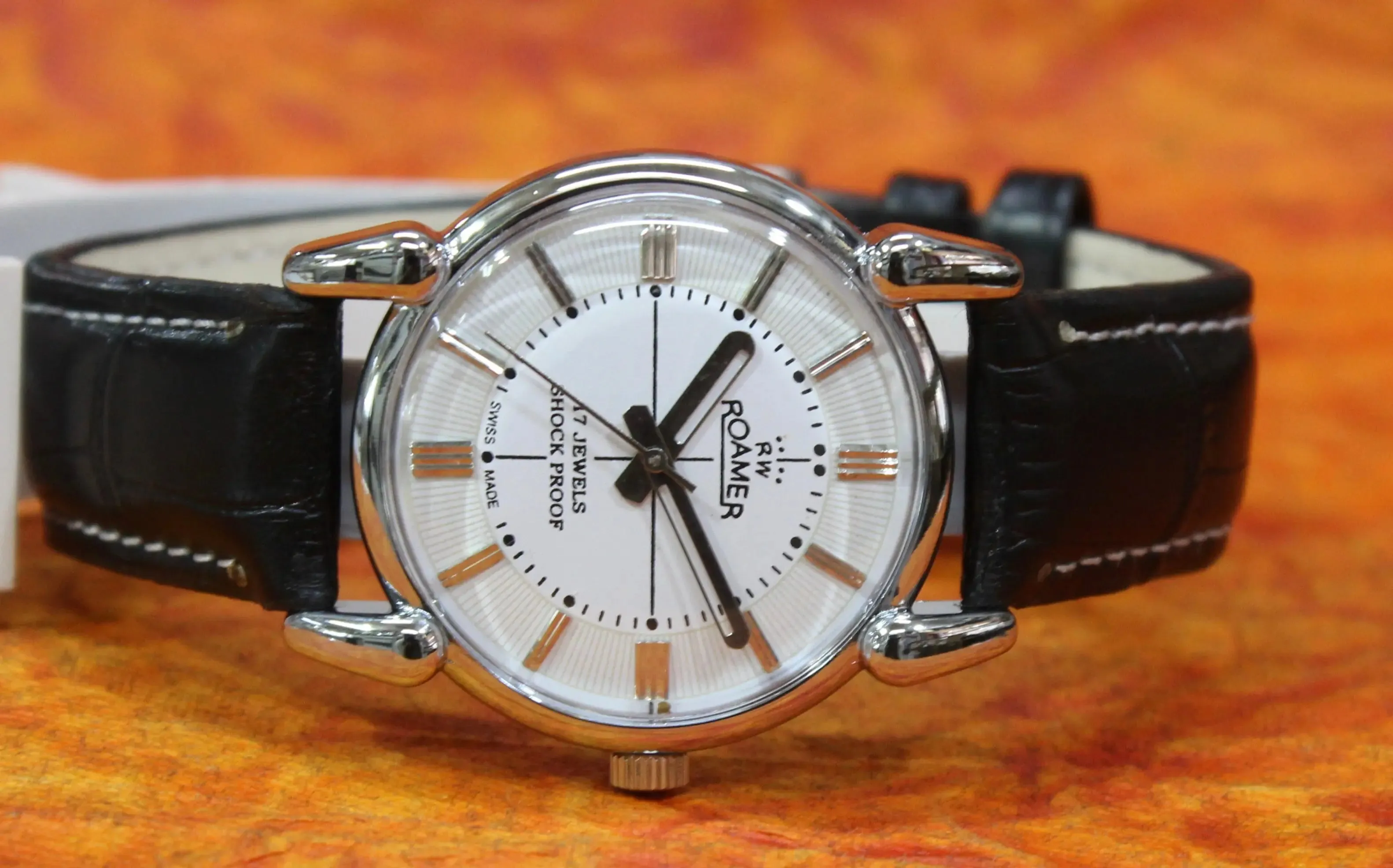 Mechanical Swiss Watch Roamer Vintage FHF ST96 17 Jewels Hand Wind Mechanism