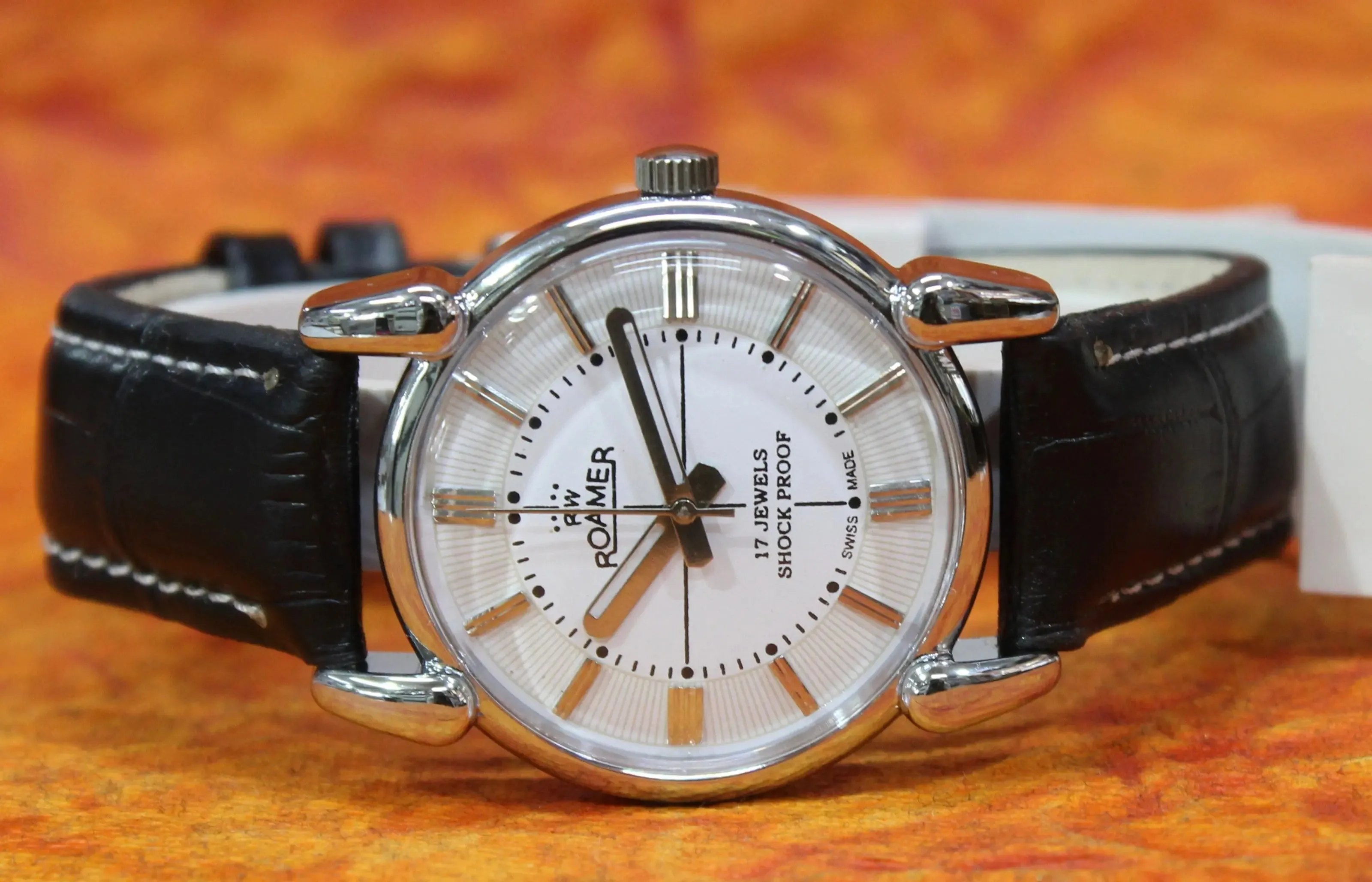 Mechanical Swiss Watch Roamer Vintage FHF ST96 17 Jewels Hand Wind Mechanism