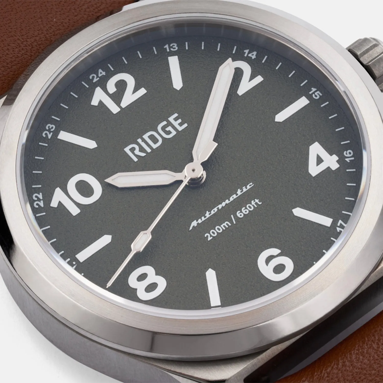 Ridge Titanium Field Watch 40mm - Matte Olive