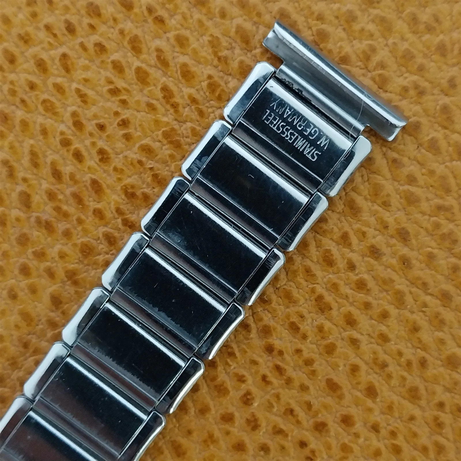 Vintage 18mm 17mm German WireLug Stainless Steel Stretch Unused 1960s Watch Band